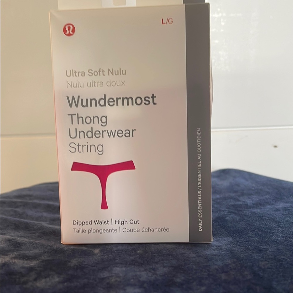 Wundermost Thong Underwear String - Red